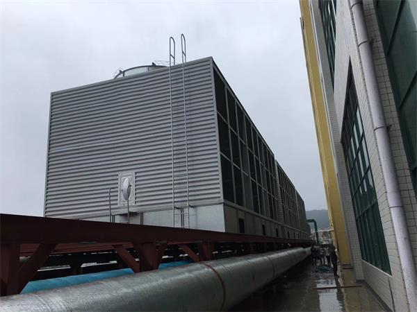 珠海冷卻塔廠家為你介紹冷卻塔冒的白煙是什么(廣東